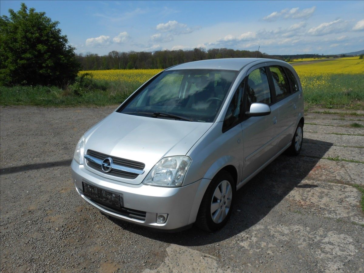Opel Meriva, 1,6 16V 74 kW AUTOMAT Essentia - fotka 2