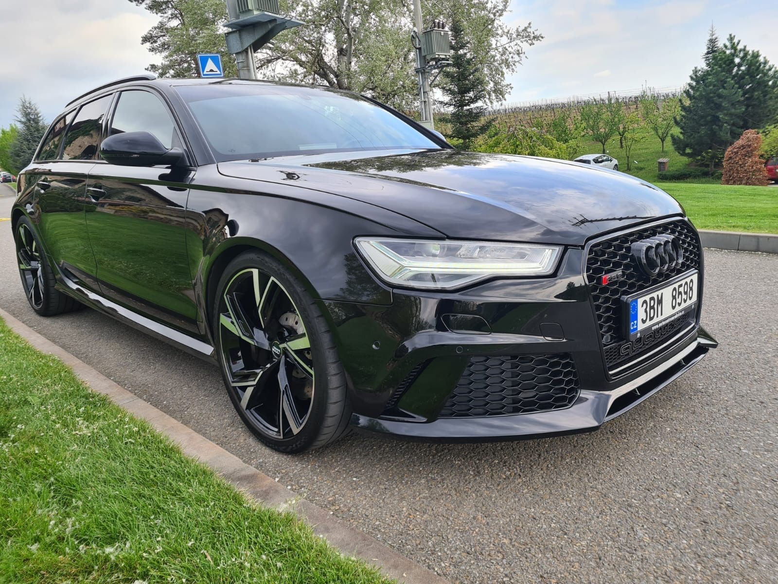 Audi RS6, 4,0 TFSI 412 kW QUATTRO VÝHŘE - fotka 3