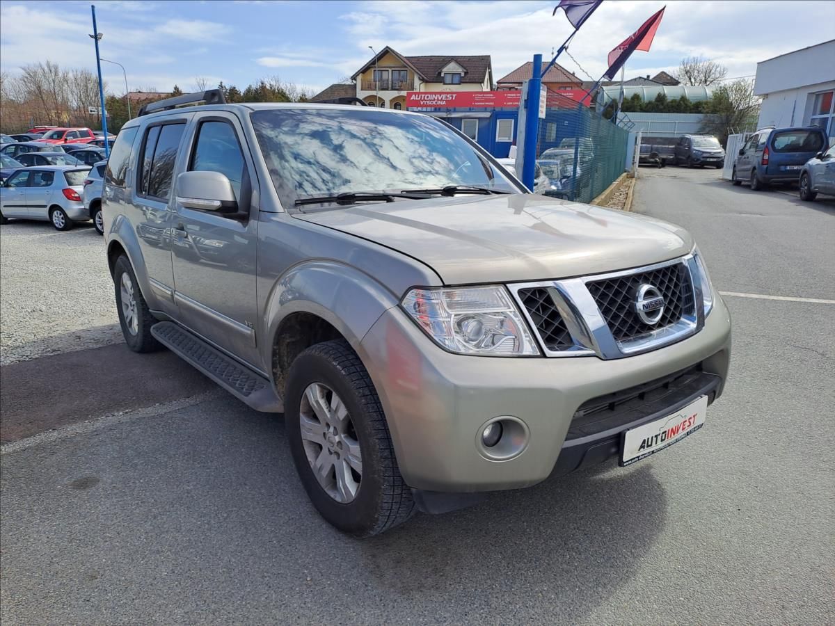 Nissan Pathfinder, 3,0 dCi V6 4x4 AUTOMAT - fotka 2