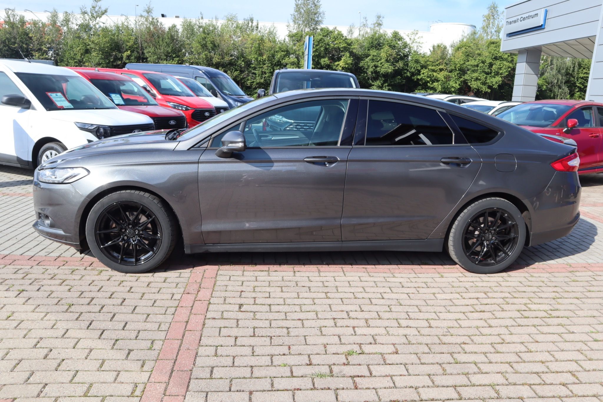Ford Mondeo, 2.0 TDCi 110 kW Bus. Edit. AWD - fotka 2