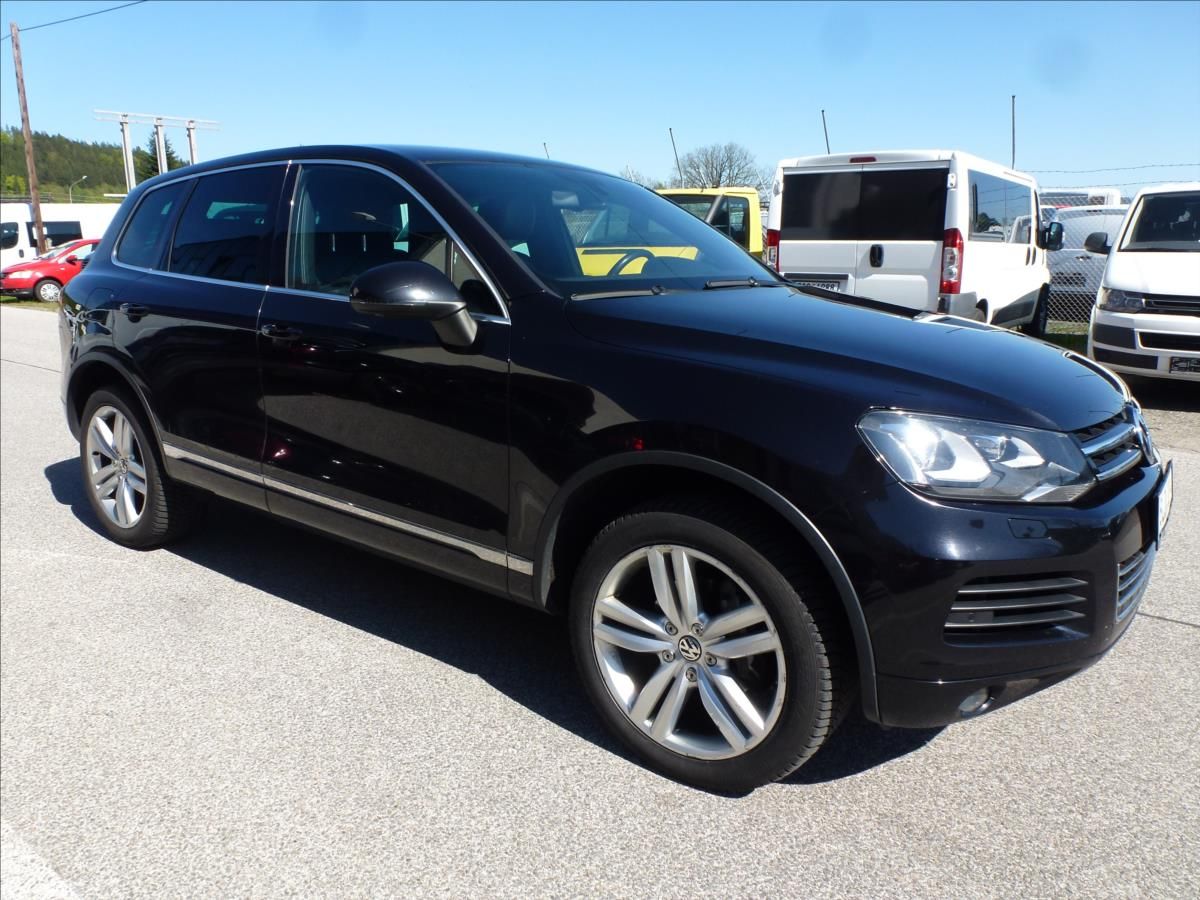 Volkswagen Touareg, 3,0 TDI V6 4Motion 180KW Xenon - fotka 5