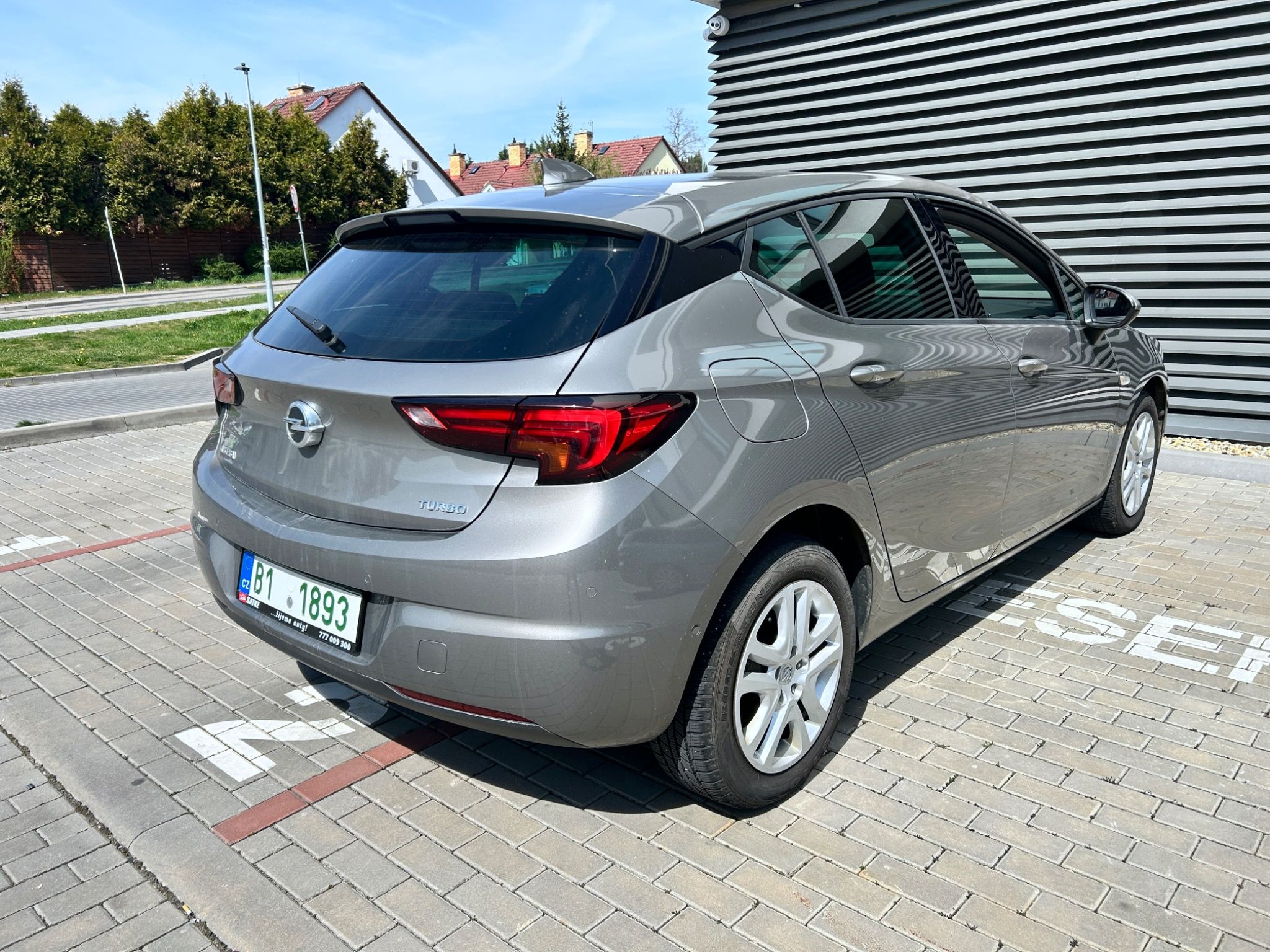 Opel Astra, K 1,4 TURBO, bohatá výbava - fotka 6