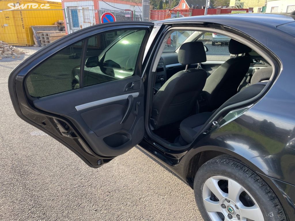 Škoda Octavia, 1,9 TDi 77kW, SERVISKA