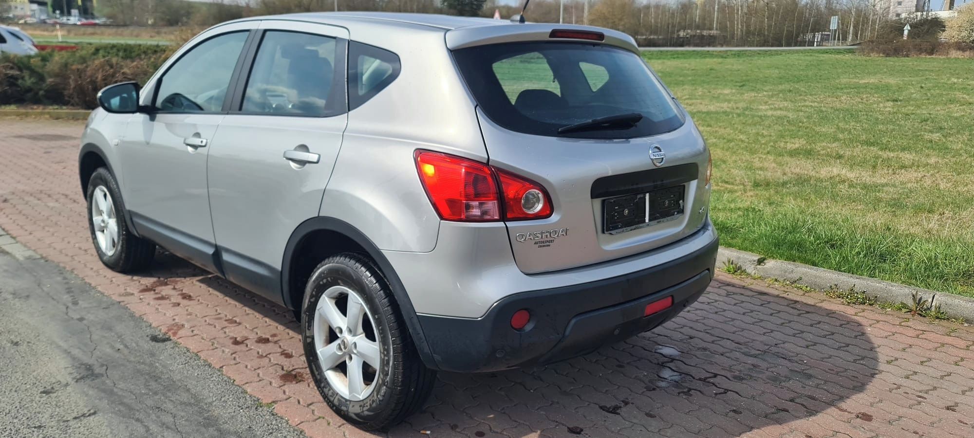 Nissan Qashqai, 1,5 DCI 78 kw 6 rychl..2008 - fotka 3