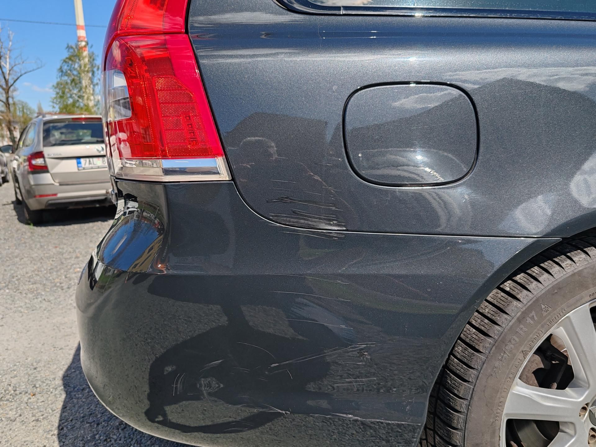 Volvo V70, 2.0 D4 Automat - fotka 6