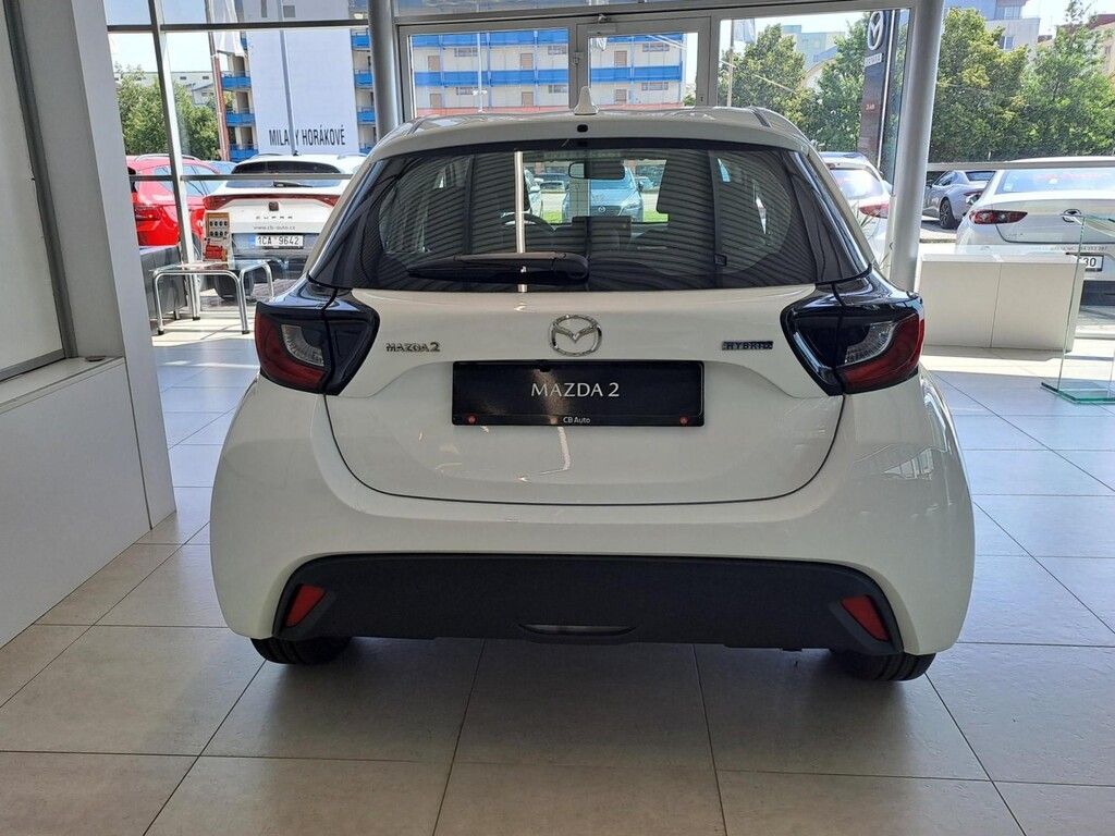Mazda 2, 1,5 Hybrid - fotka 5