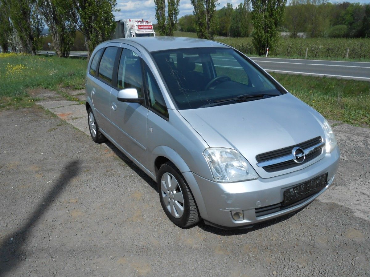 Opel Meriva, 1,6 16V 74 kW AUTOMAT Essentia - fotka 4