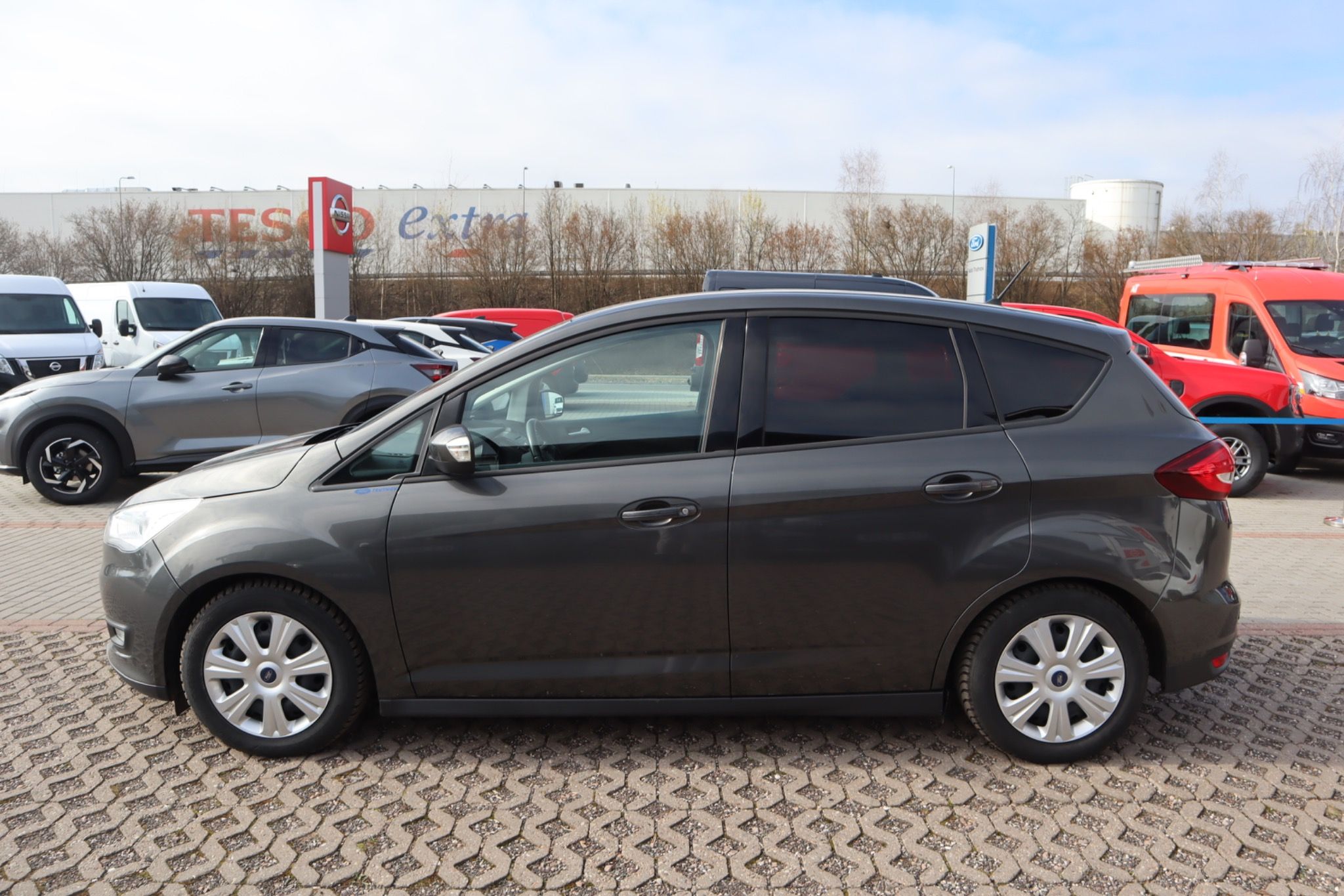 Ford C-MAX, 1.0 EcoBoost 92kW Comp. Tr. P. - fotka 2