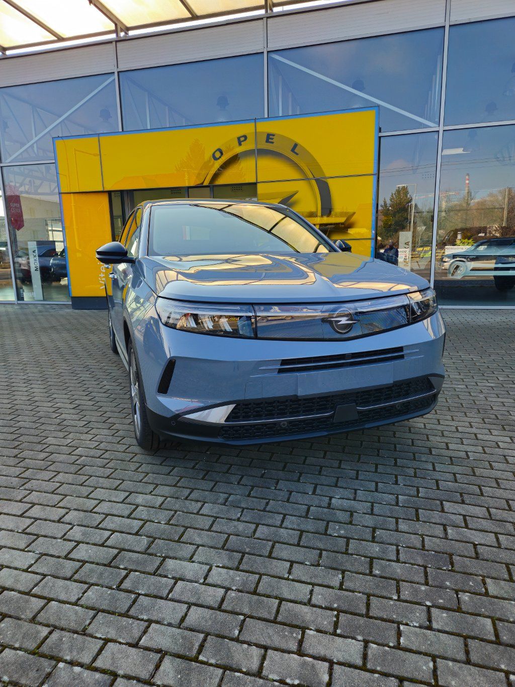 Opel Grandland, EDITION HYBRID 1.2 - fotka 2