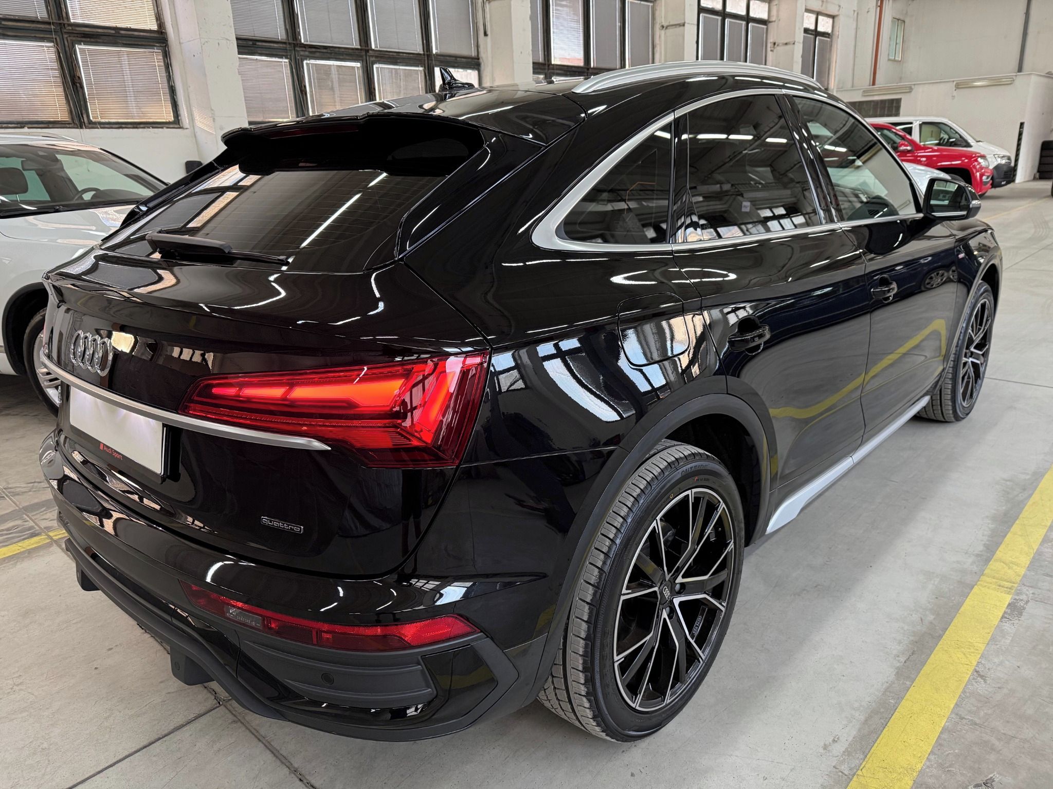 Audi Q5, SB Matrix vzduch koup.CZ - DPH - fotka 3