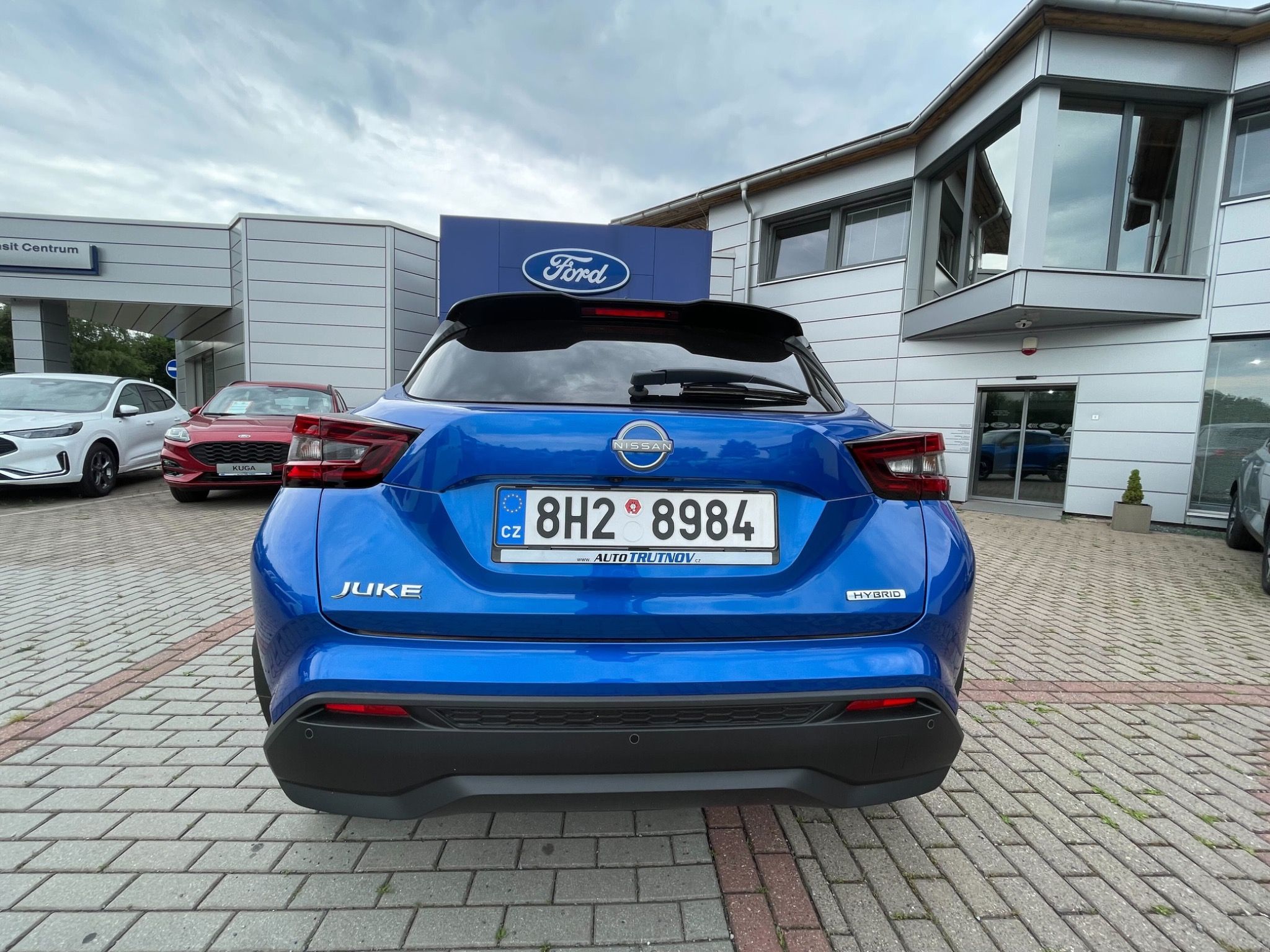 Nissan Juke, 1.6 HEV 105 kW N-Connecta - fotka 4