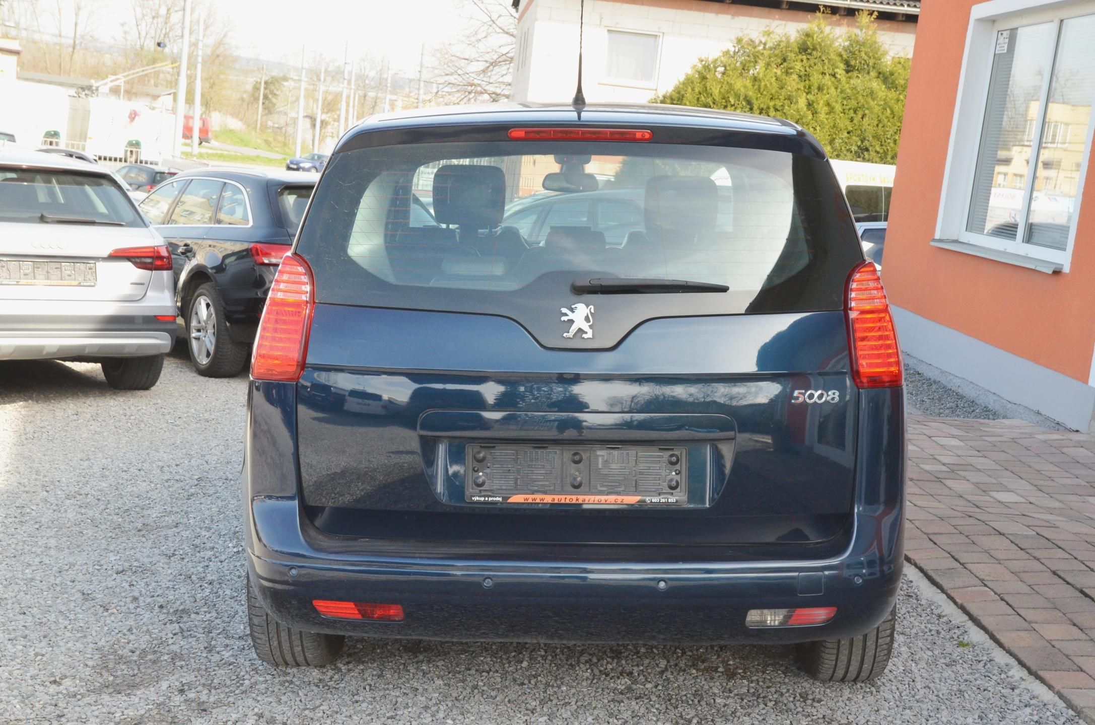 Peugeot 5008, 1.6 HDi 80kW AT / 7 MÍST - fotka 5