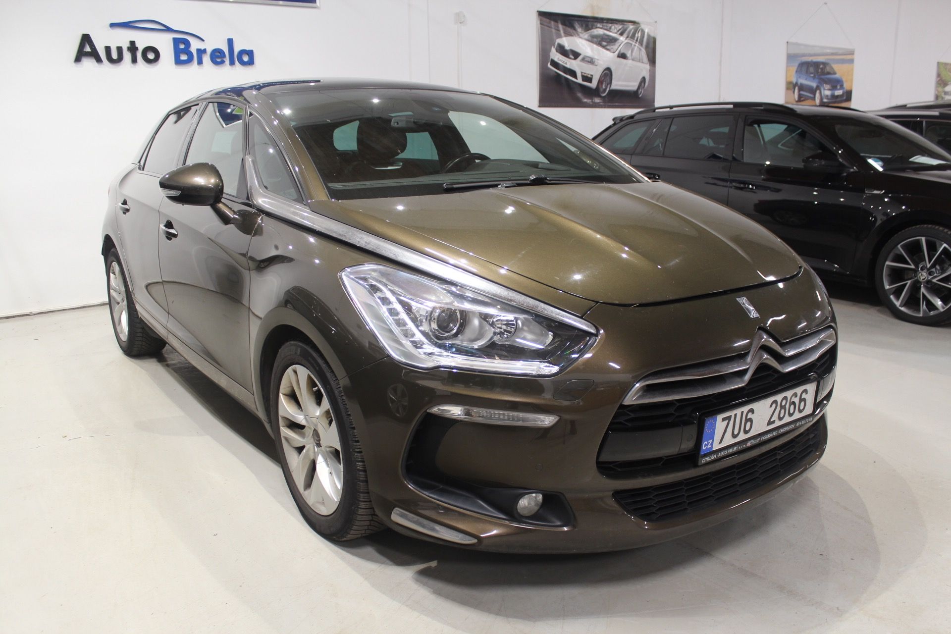 Citroën DS5, 2.0HDI 120kW Automat Navi ČR