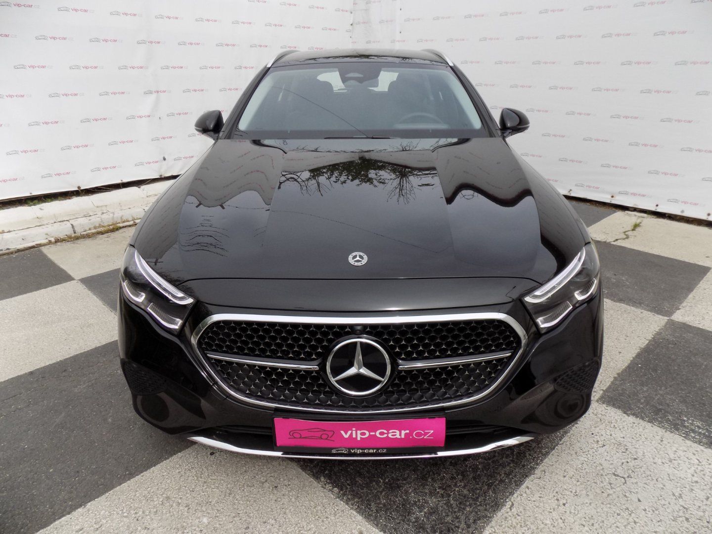 Mercedes-Benz Třídy E, 300de/Digital-Light/Hybrid/ - fotka 4