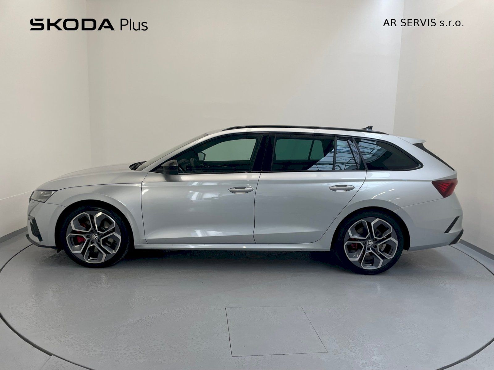 Škoda Octavia, COMBI RS, 2.0TSI/ 180kW, 7DSG - fotka 3