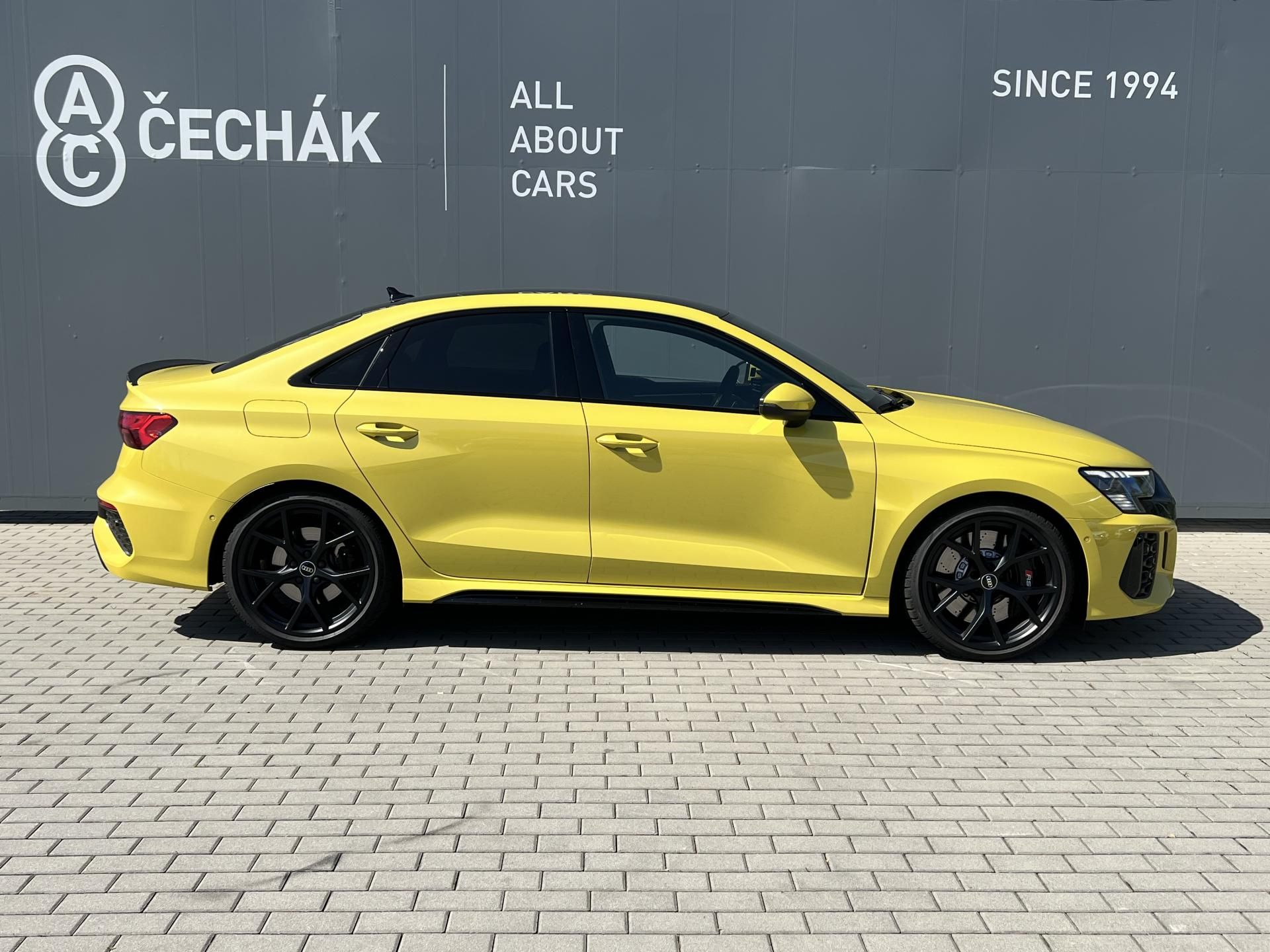 Audi RS3 - fotka 4