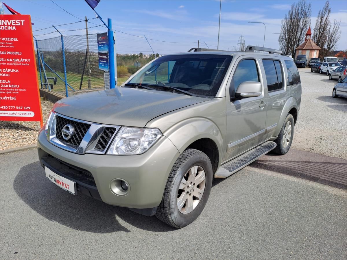 Nissan Pathfinder, 3,0 dCi V6 4x4 AUTOMAT