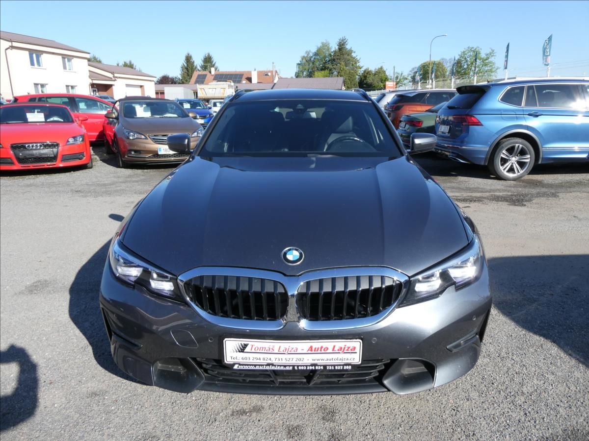 BMW Řada 3, 2,0 320D xDrive,M-paket,1.maj. - fotka 2