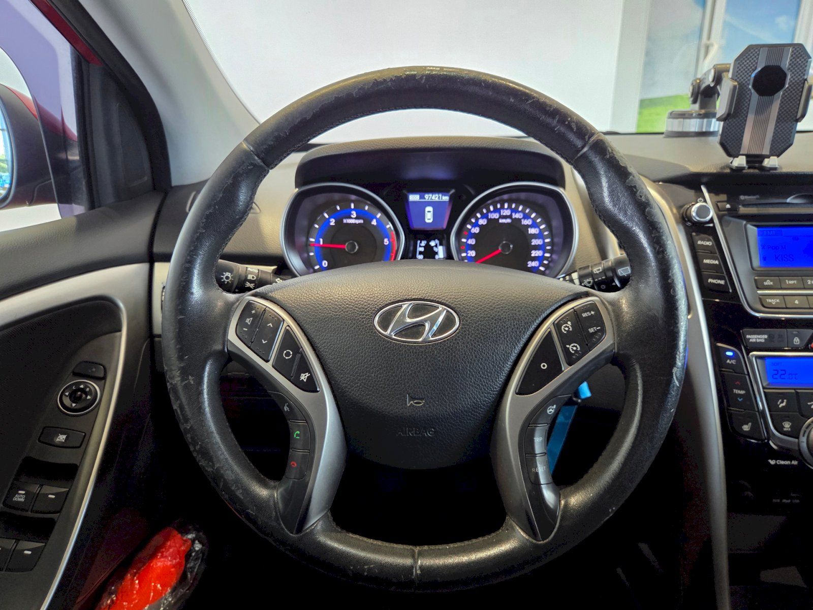 Hyundai i30, 1,6 CRDi / 81kW Trikolor - fotka 6