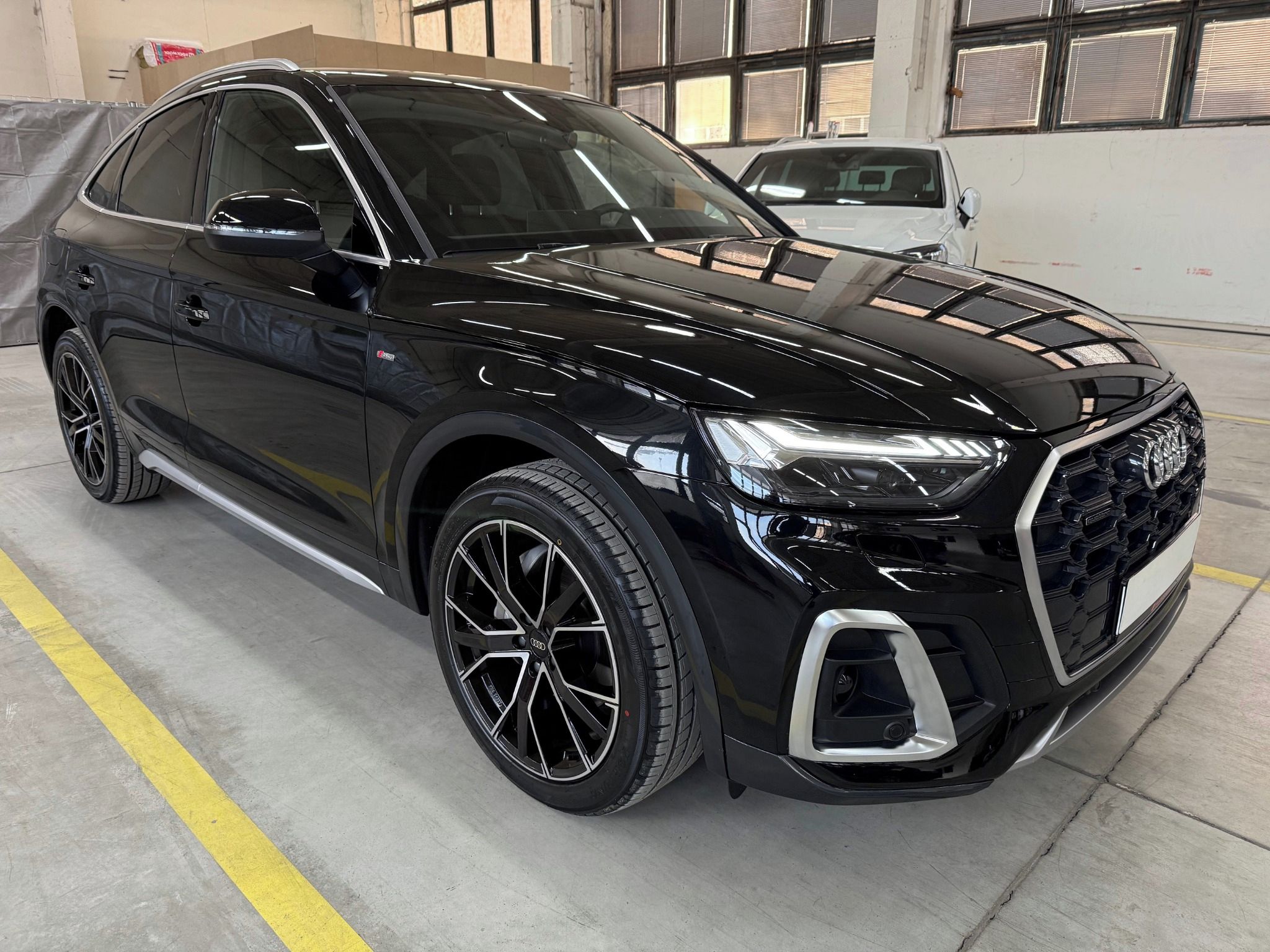 Audi Q5, SB Matrix vzduch koup.CZ - DPH