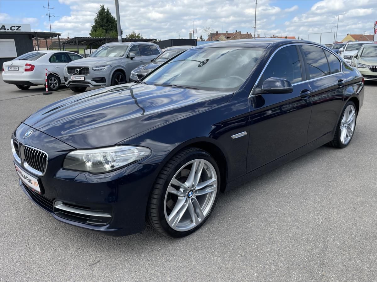 BMW Řada 5, 520d xDrive Xenon*Navi*Kamera