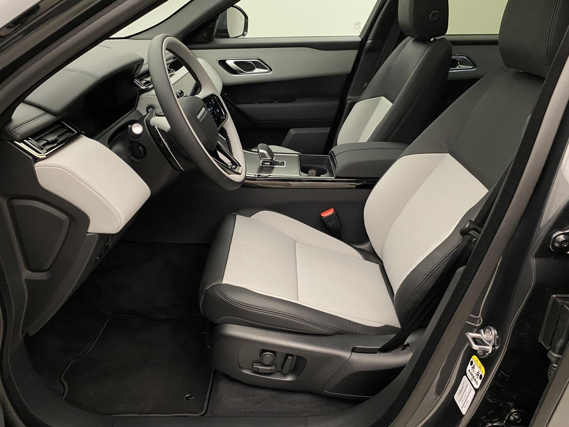 Land Rover Range Rover Velar, D300 DYNAMIC SE AUT AWD - fotka 3