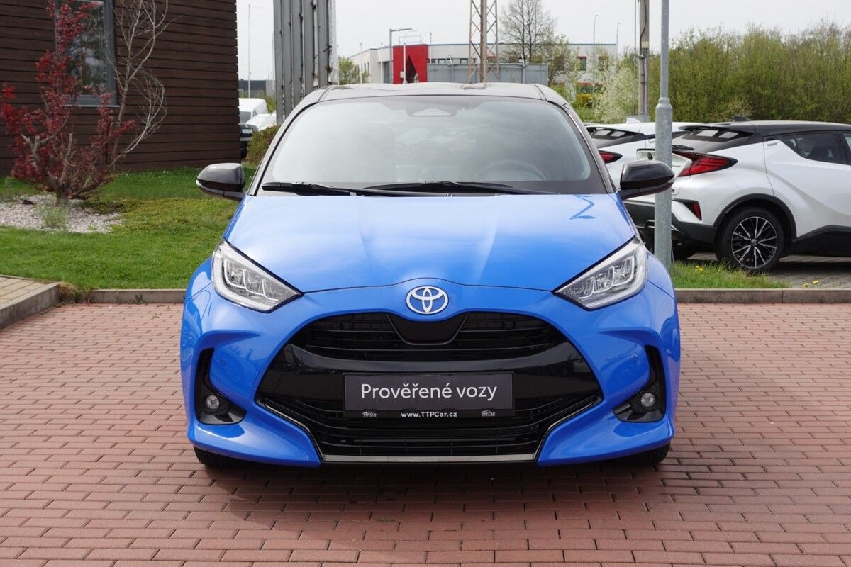 Toyota Yaris, HSD Premiere Edition druhá sad - fotka 2