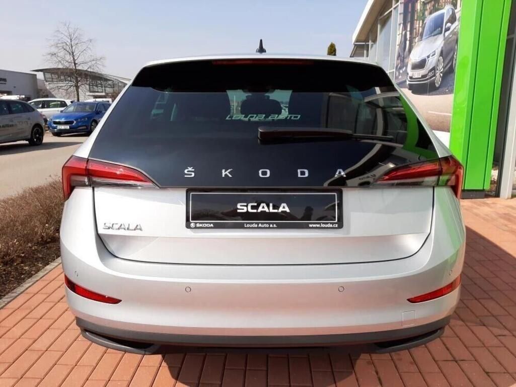 Škoda Scala, Ambition 1,0 TSI 81 kW - fotka 5