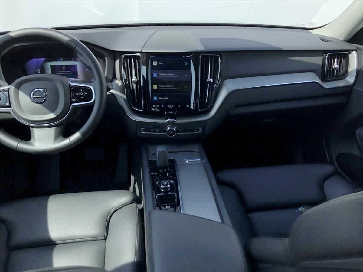 Volvo XC60, 2,0 AWD Plus Bright Auto  B4 - fotka 5
