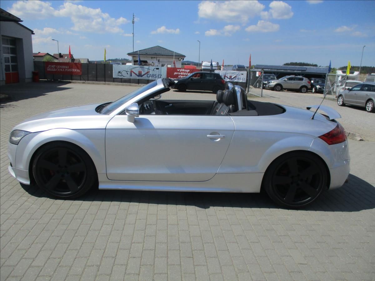 Audi TT, 2,0 TFSi 147kw S-Line - fotka 2