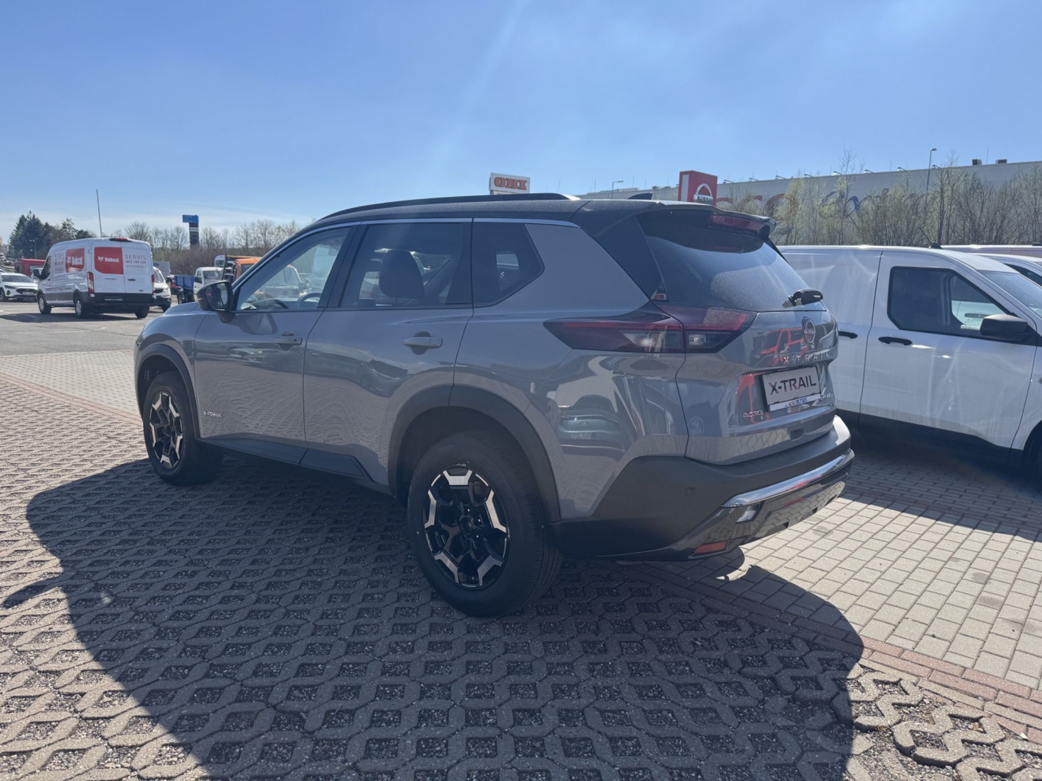 Nissan X-Trail, 1.5 e-POWER e-4ORCE N-Trek AWD - fotka 3