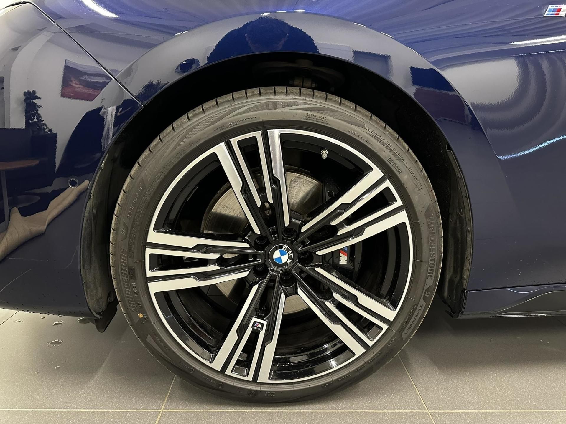 BMW Řada 7, 740d xDrive Sedan - fotka 6