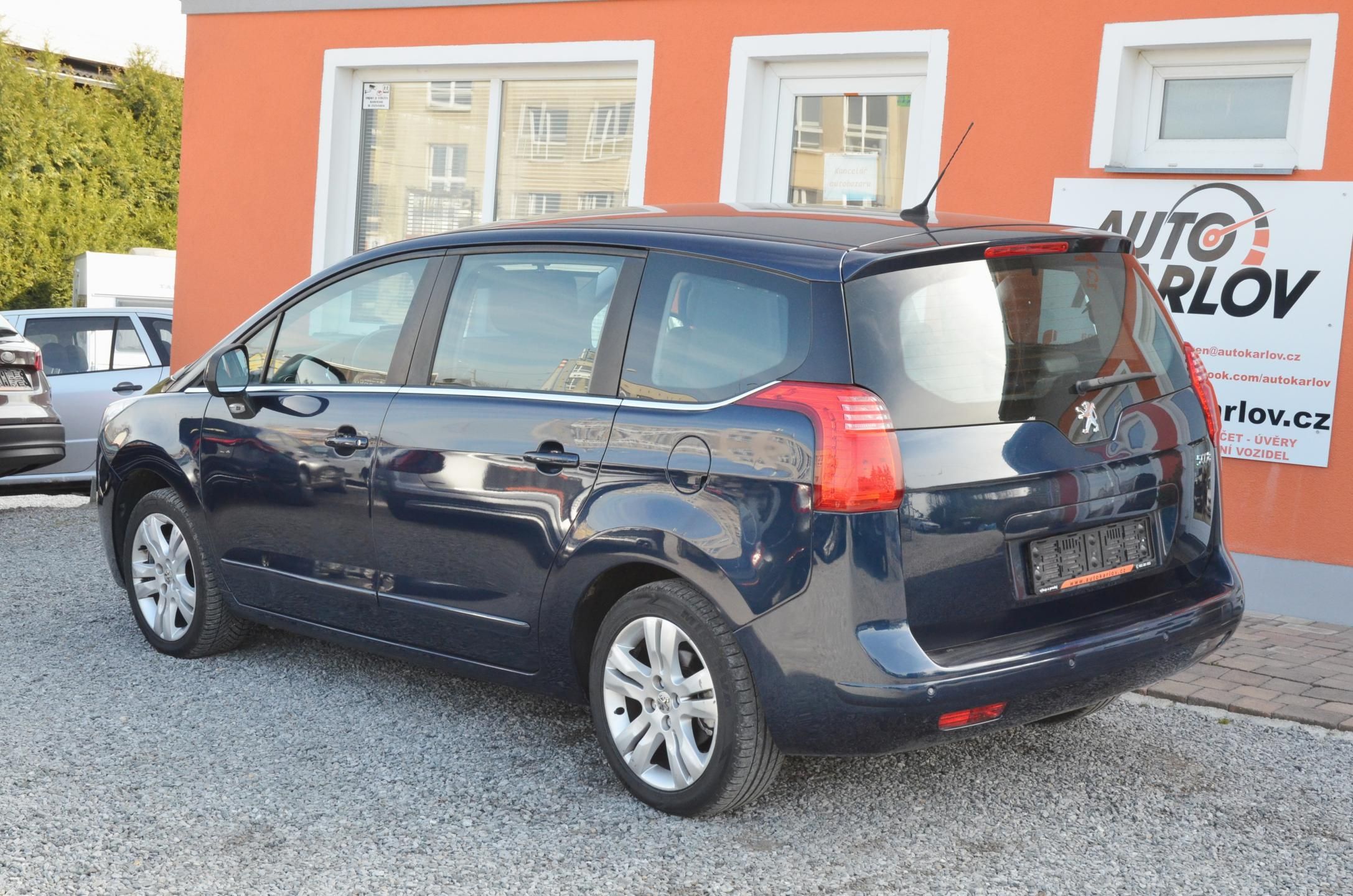 Peugeot 5008, 1.6 HDi 80kW AT / 7 MÍST - fotka 4