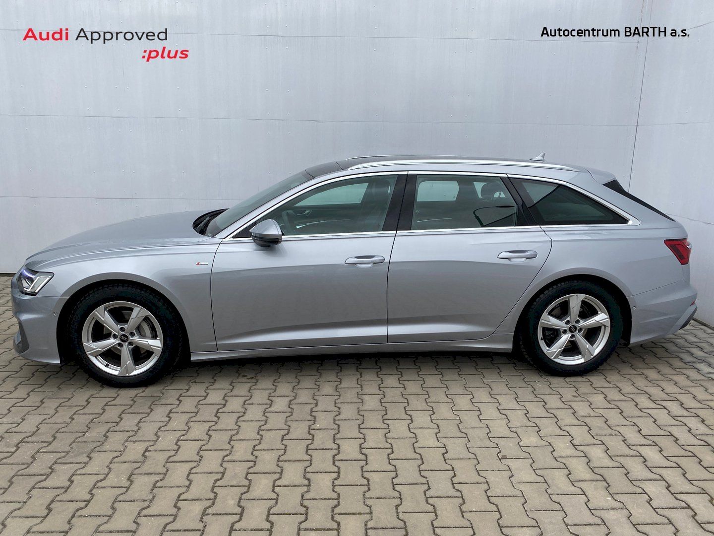 Audi A6 Avant, Sline 2,0TDI 150 kW Quattro 7S - fotka 4