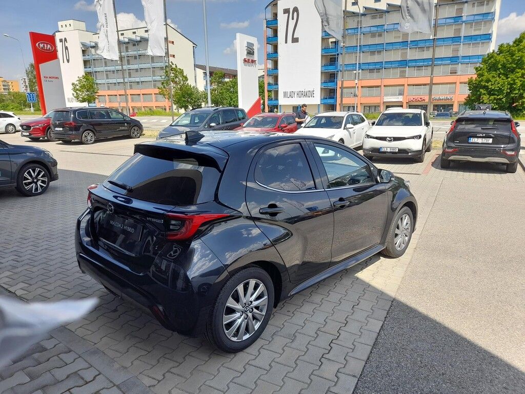 Mazda 2, 1,5 Hybrid - fotka 4
