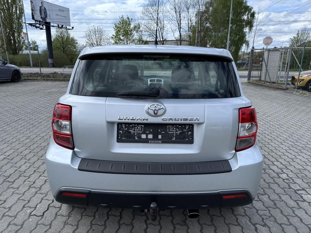 Toyota Urban Cruiser, 1.3 VVT-i 74 kW klima, tažné - fotka 4