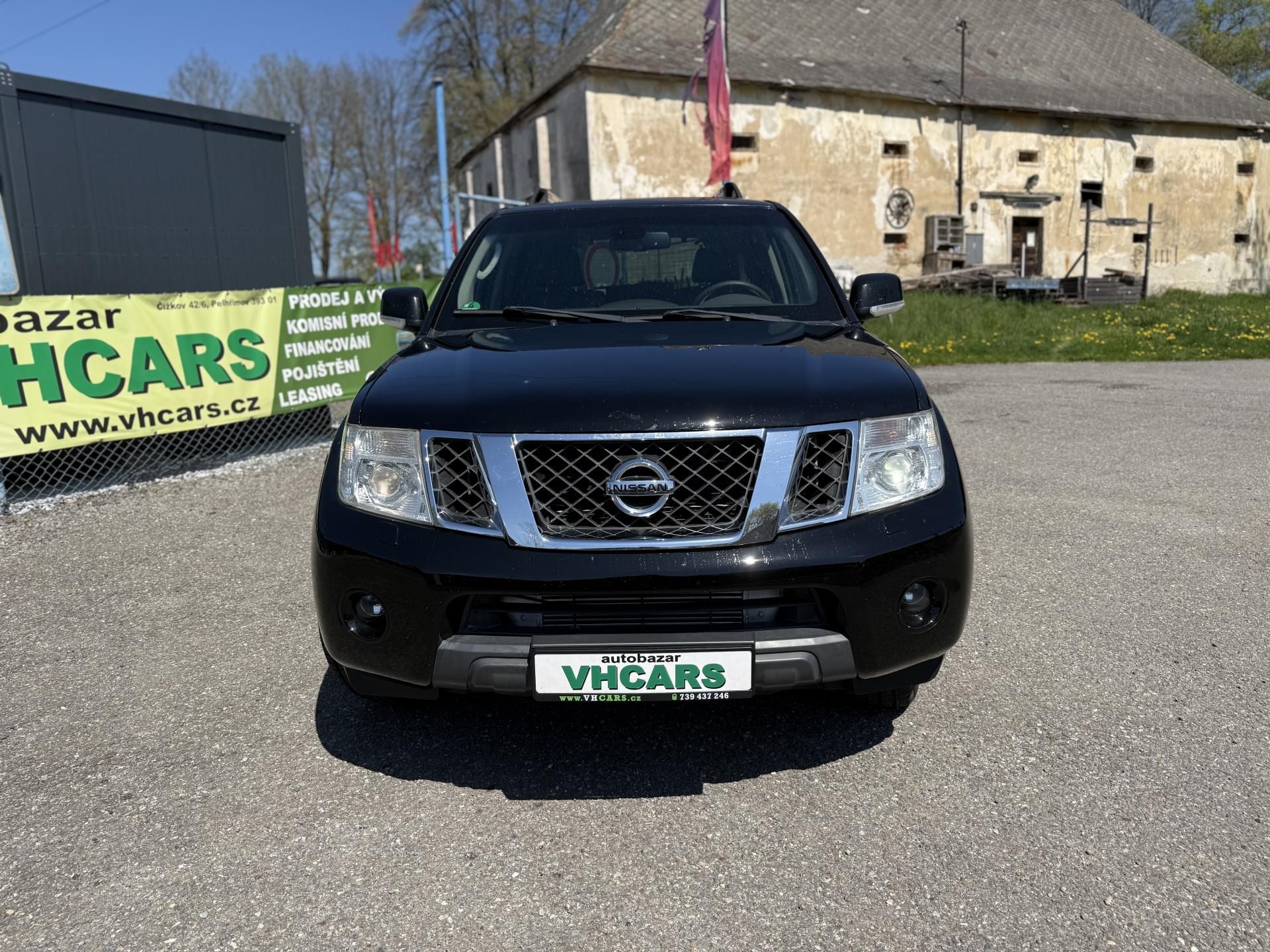 Nissan Pathfinder, 3,0dCi 170kW TAŽNÉ 3500KG - fotka 2