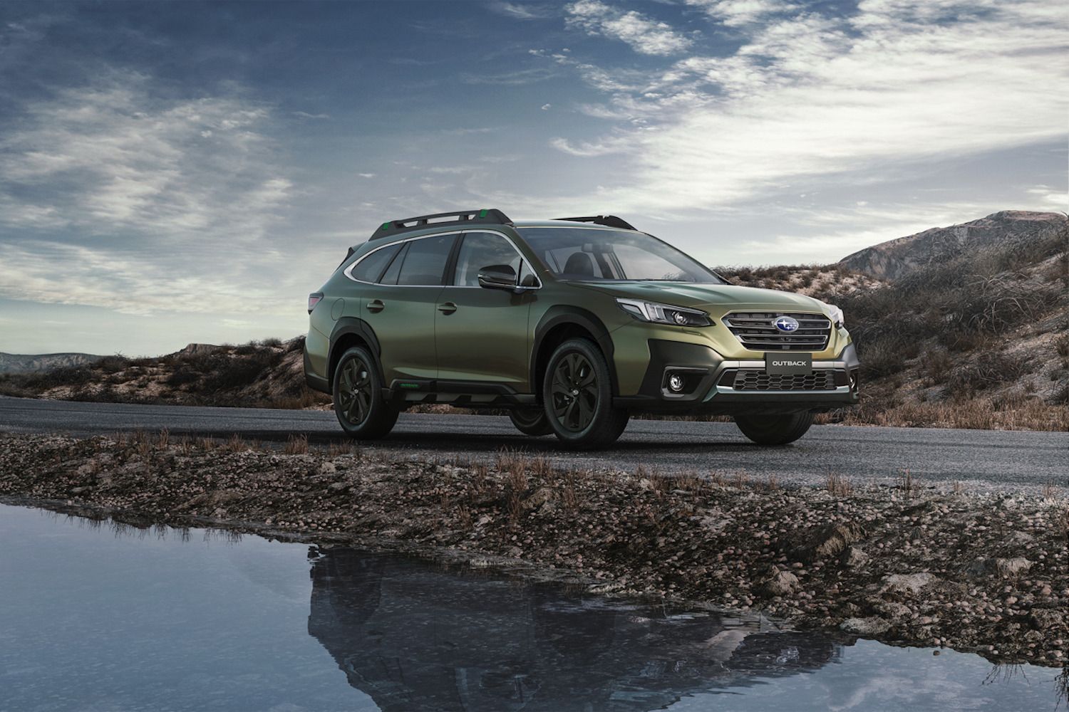 Subaru Outback, 2.5CVT 169k 4x4 Active 2025