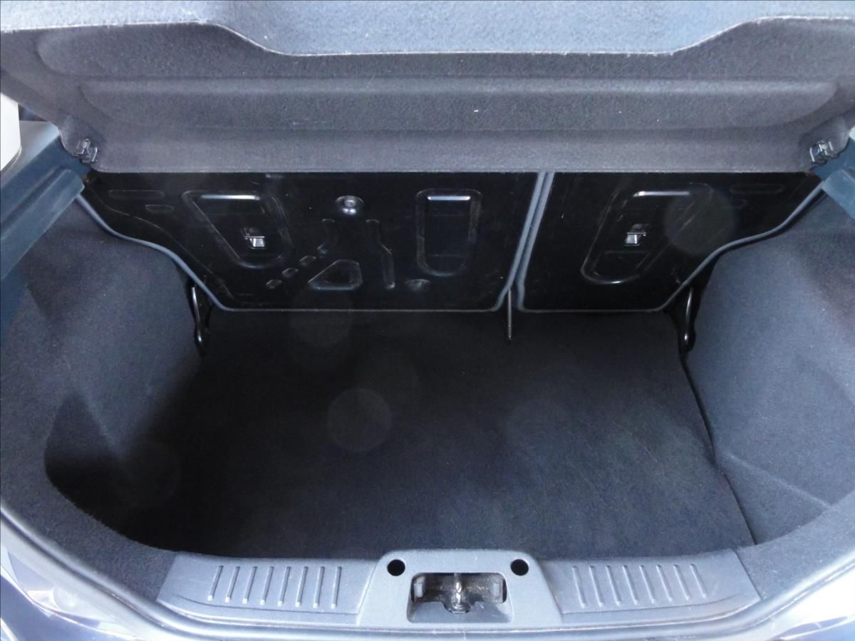 Ford Fiesta, 1,4 NOVÁ STK - fotka 6