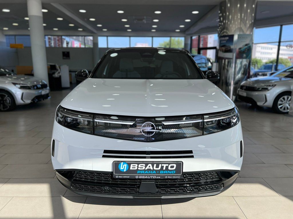 Opel Grandland, GS Hybrid 1,2T 145k Automat+ZP - fotka 2