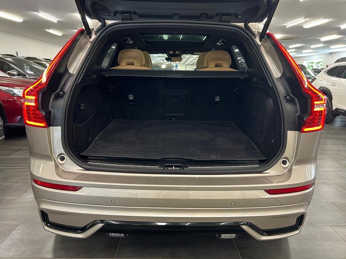 Volvo XC60, T8 AWD Ultimate+ DARK záruka - fotka 6