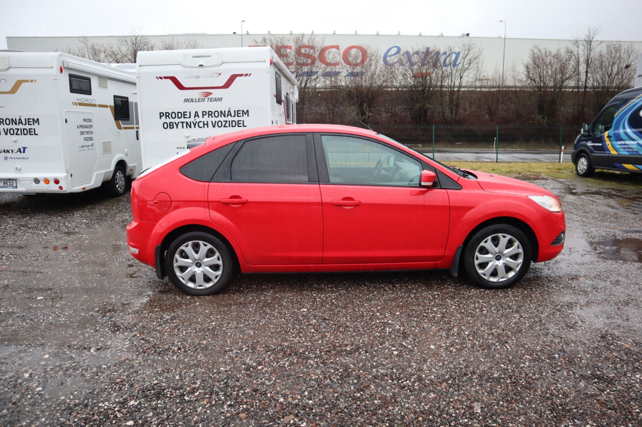 Ford Focus, 1.6 Duratec 74 kW 100 k manuál - fotka 6