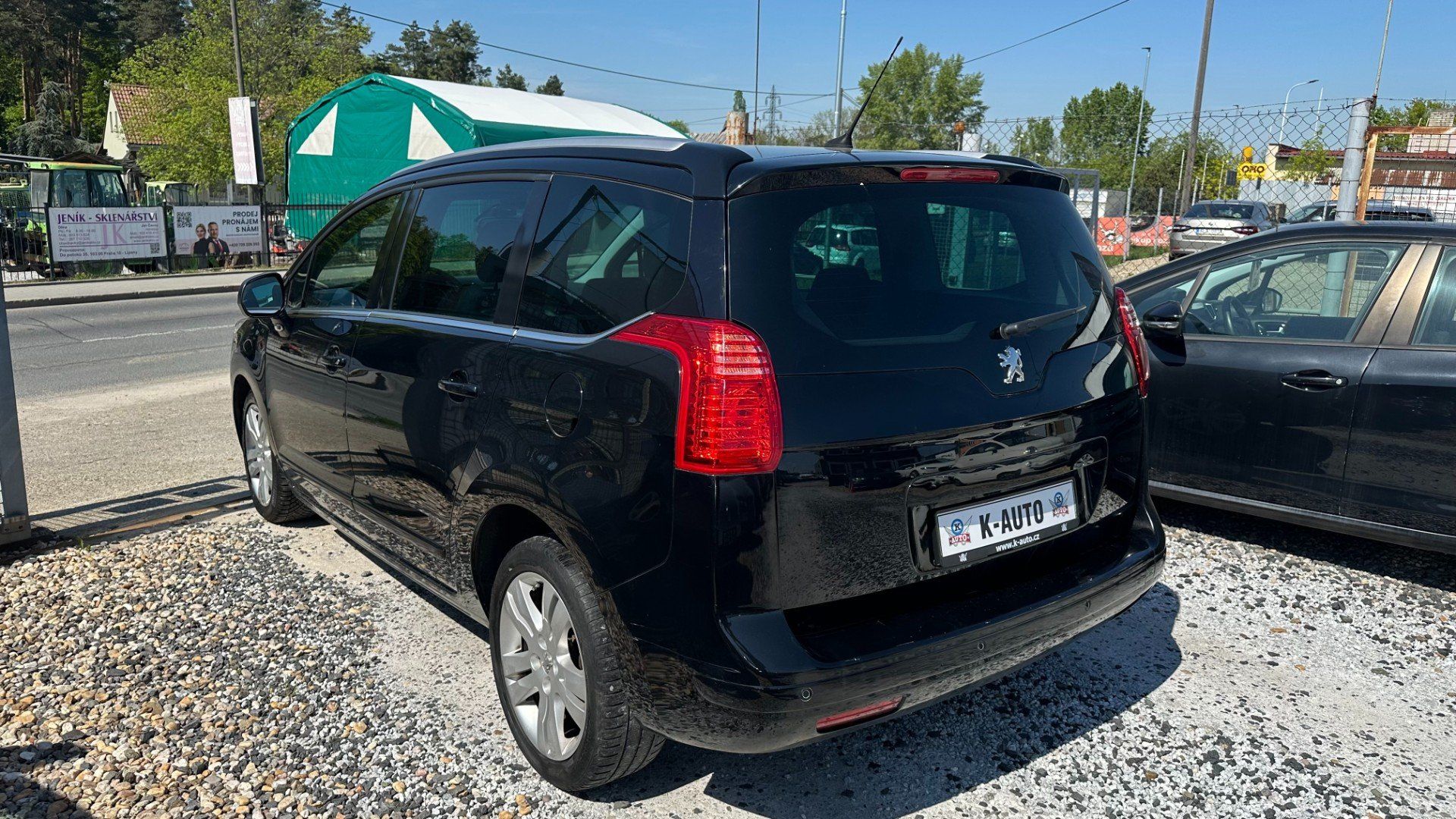 Peugeot 5008, 2.0HDi 110kW *Pano*Navi*PDC* - fotka 5