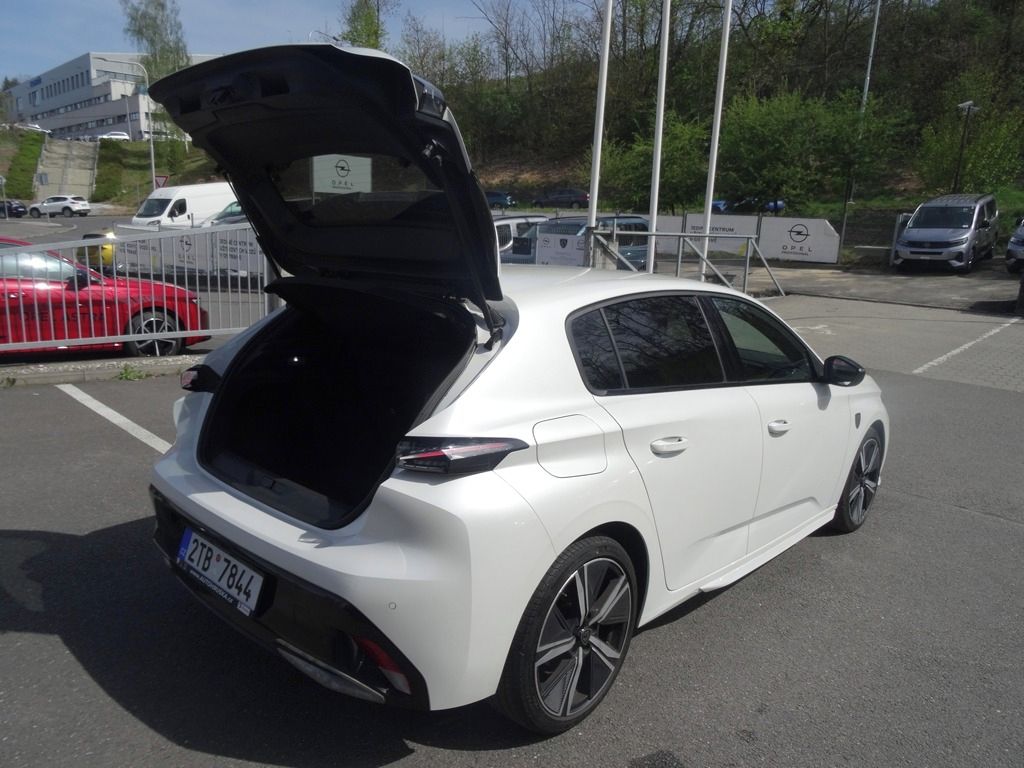 Peugeot 308, GT 1.5 BlueHDi 130 S&S EAT8 - fotka 5