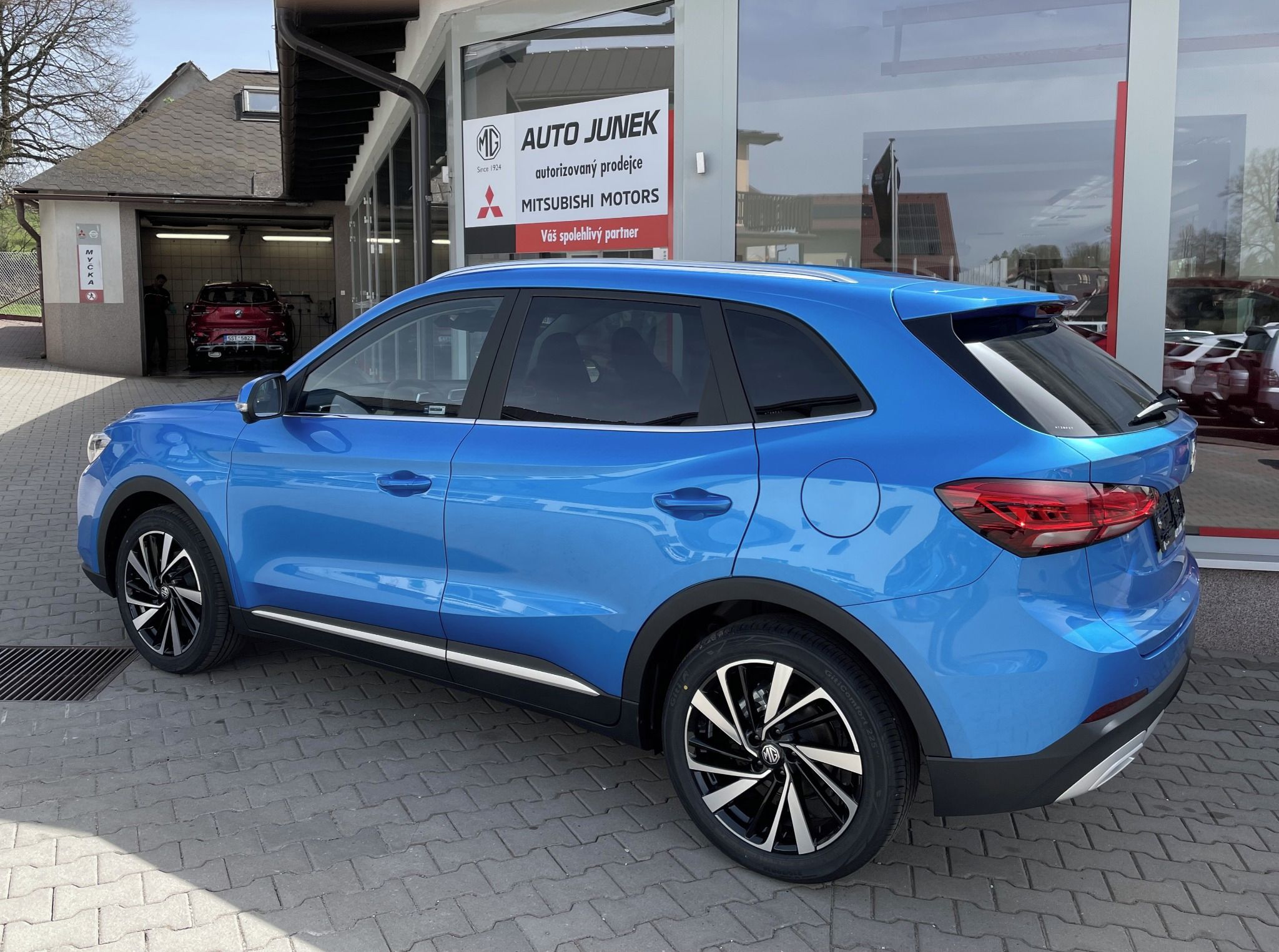 MG ZS, 1.5 HYBRID+ EXCLUSIVE - fotka 3