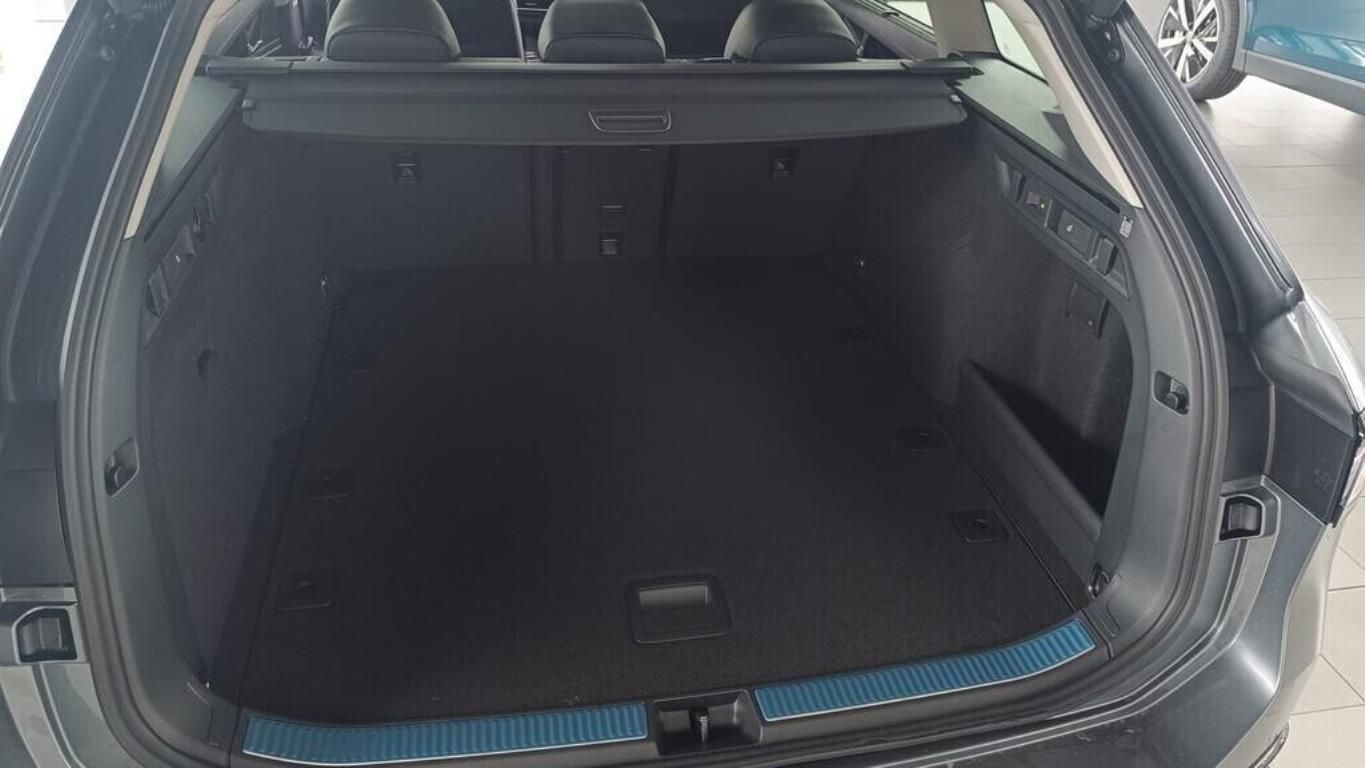 Volkswagen Passat, Elegance 1,5 eTSI 110 kW - fotka 6
