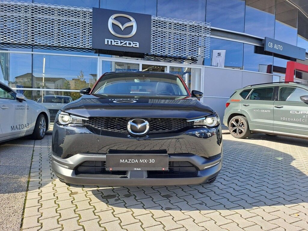 Mazda MX-30, MX-30 2023 e-Skyactiv R-EV 170 - fotka 2