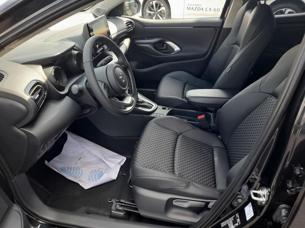 Mazda 2, 1,5 Hybrid - fotka 5