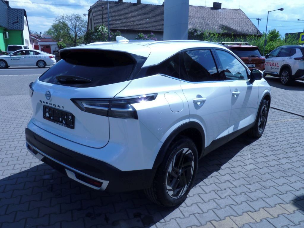 Nissan Qashqai, 1.3DIG-T 158HP AT N-Connecta - fotka 4