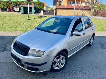1.4i 16V 55kW. Klima.Tažné